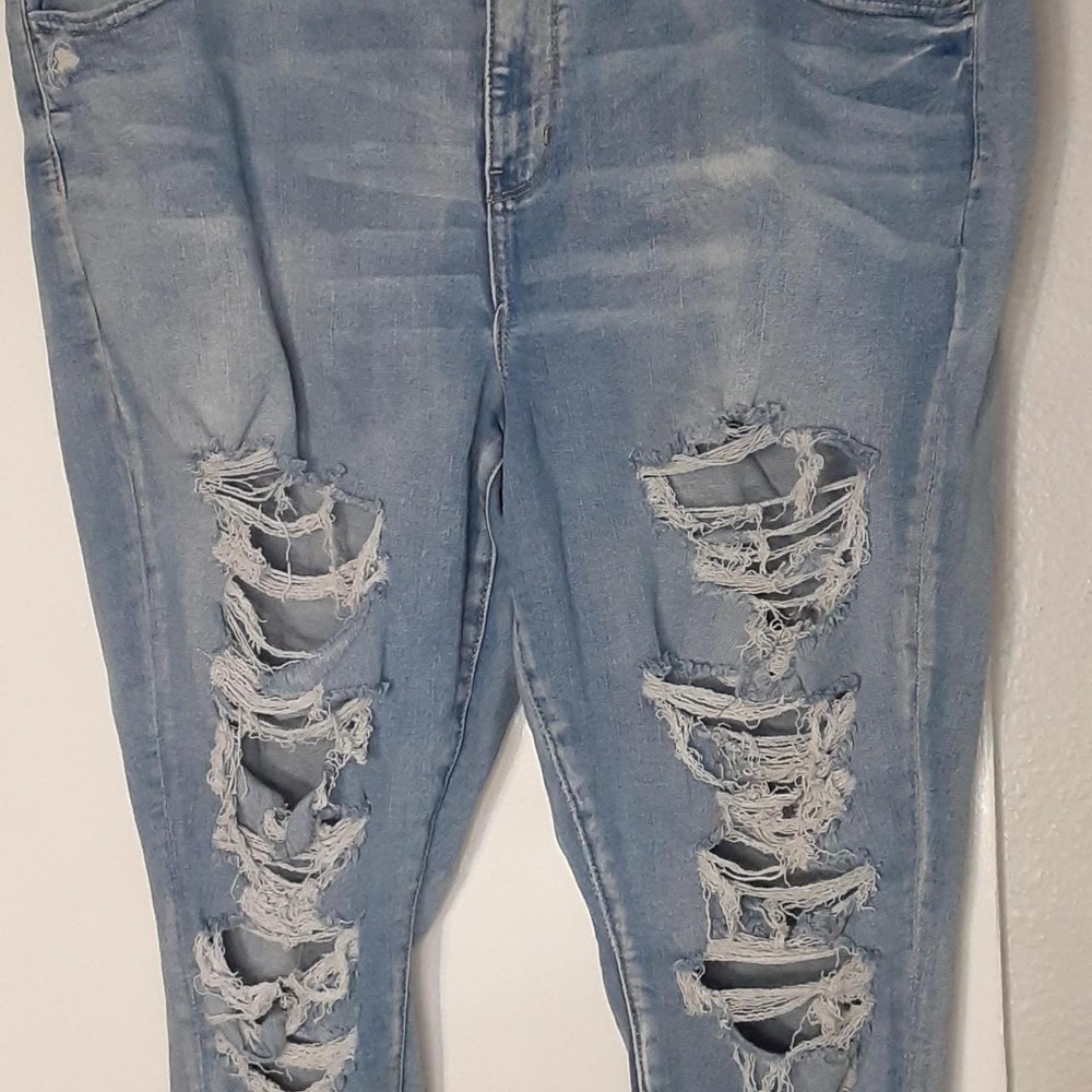 Size 24 American Eagle Jeans Light Blue Distressed Ne(x)t Level Stretch Skinny